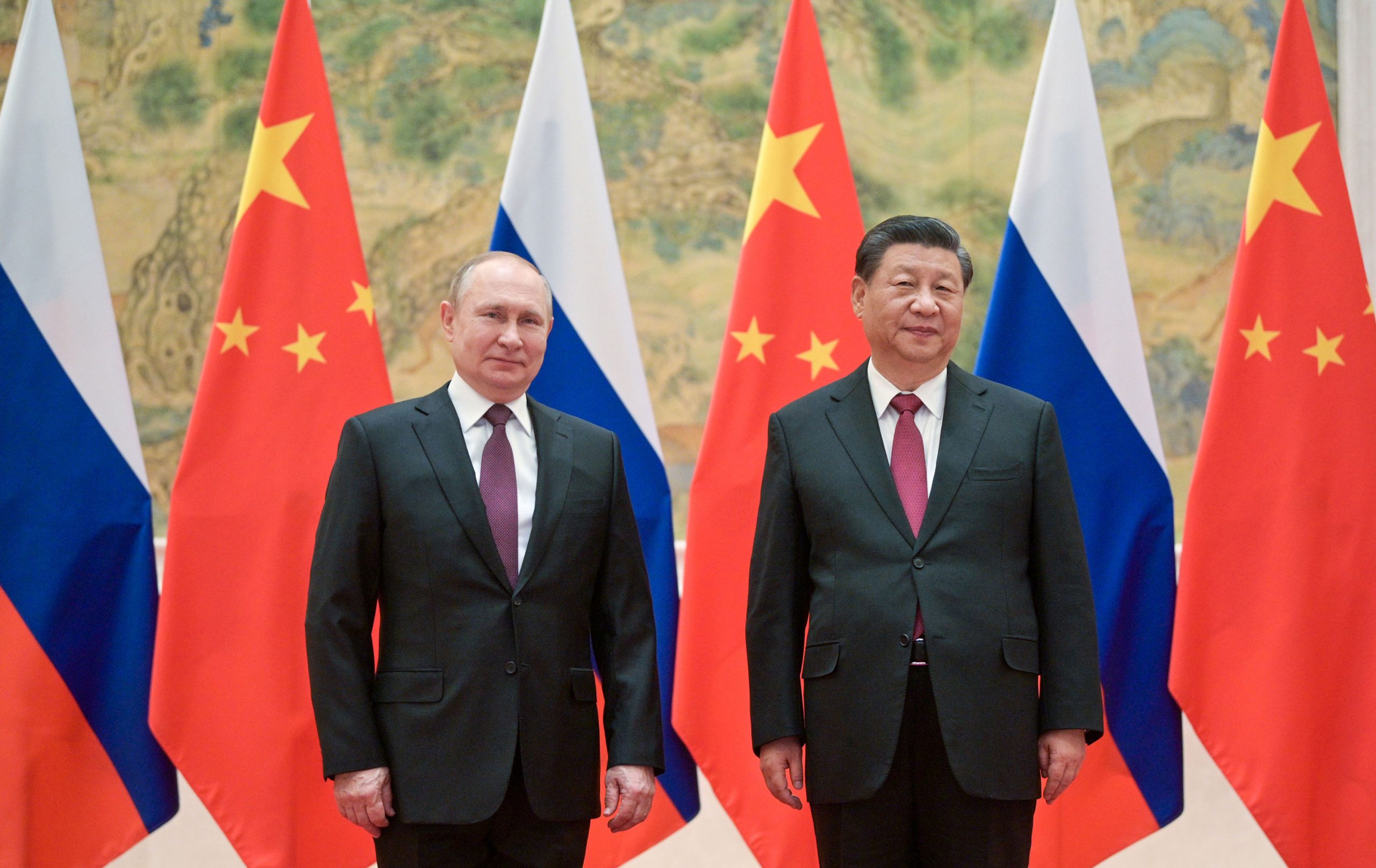 Putin sempre più 'amico' di Xi: "Accordo per il gas da 10 miliardi di metri cubi" Putin sempre più 'amico' di Xi: "Accordo per il gas da 10 miliardi di metri cubi"