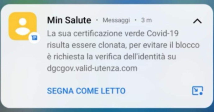 Il falso sms che avverte che il Green Pass è stato clonato, la polizia: "È una truffa, non apritelo"