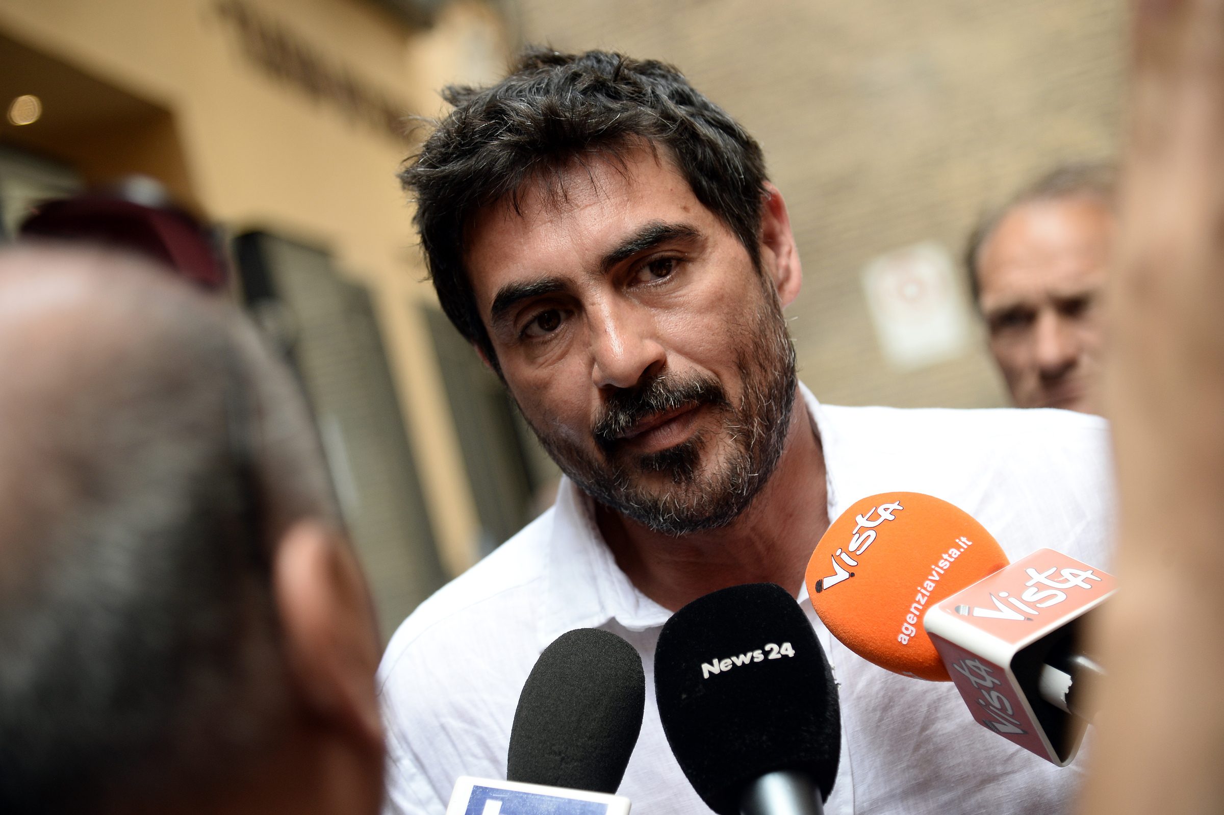 Fratoianni a Salvini: "Il portavoce del Papeete ci attacca ma nei suoi social tanti danno ragione a noi..."