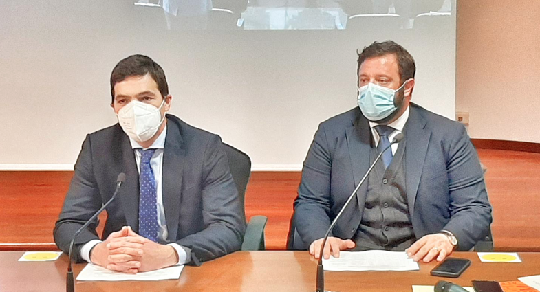 Covid, Marche in zona arancione e il Pd accusa la giunta di destra: “Colpa di chi va a braccetto con i No Vax”