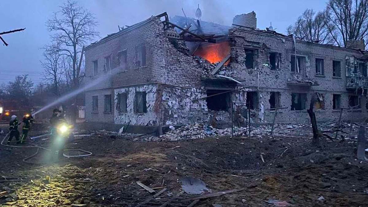 Guerra in Ucraina, il testimone: “Da Kiev a L’viv solo profughi”