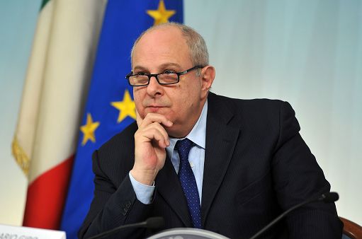 Mario Giro: "Battersi per la pace, troppi pensano che le guerre siano ineluttabili"