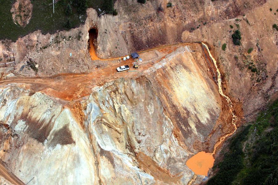 Brasile, estrazione illegale di oro e traffico in Italia, Europa Verde annuncia interrogazione parlamentare