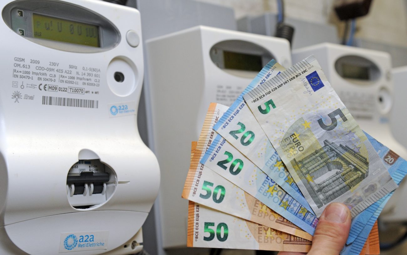 Manovra, cambia la tassa sugli extraprofitti: ecco il nuovo contributo