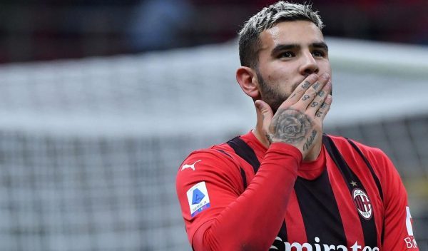 Theo Hernandez rischia una denuncia per negligenza: il suo pitbull avrebbe ucciso un cane nei pressi della sua villa