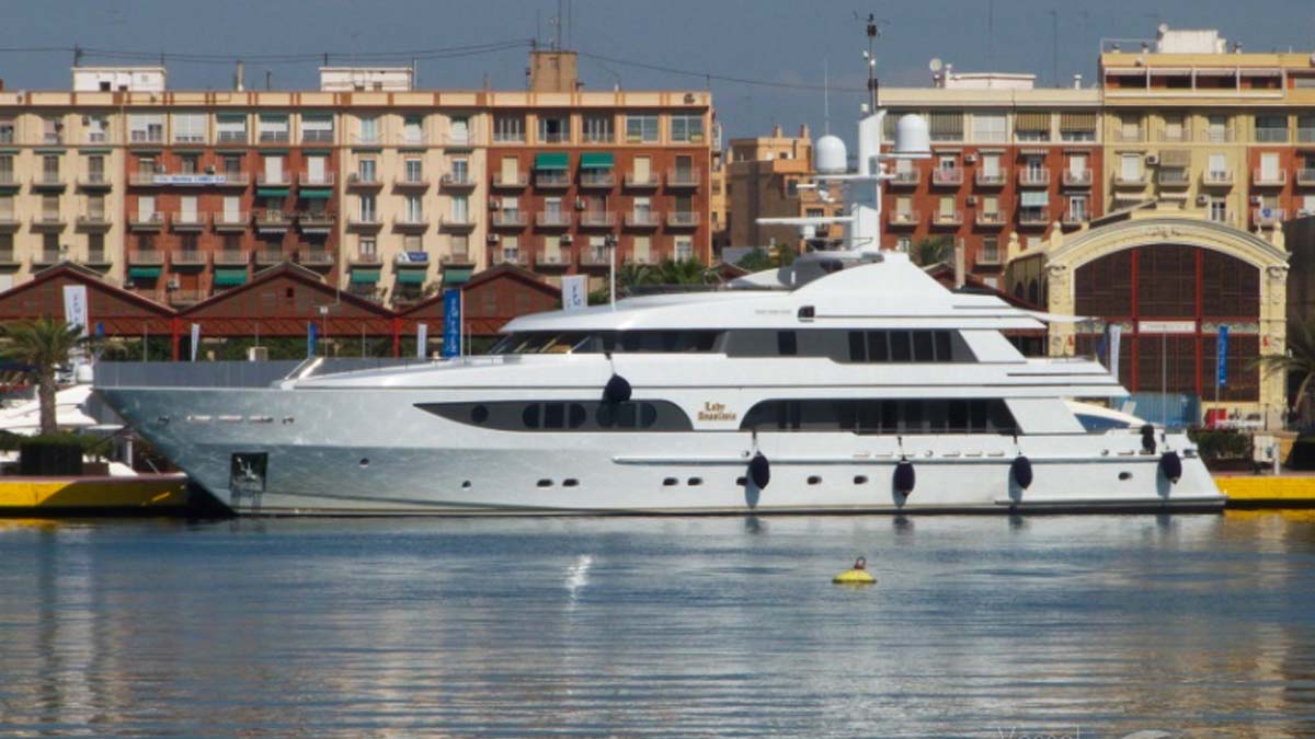 Maiorca, marinaio ucraino affonda lo yacht di un venditore d'armi russo