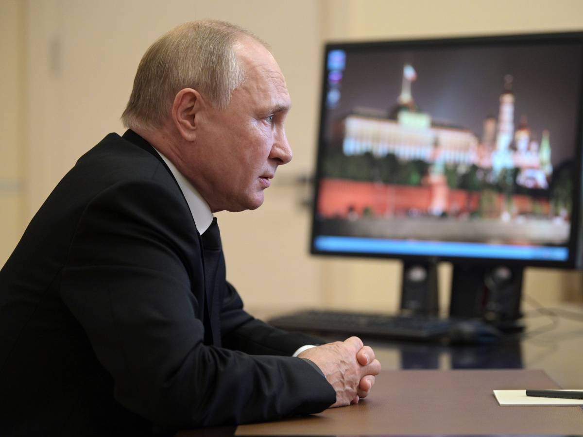 Ucraina, Putin: "Sui negoziati con l'Ucraina sviluppi positivi"