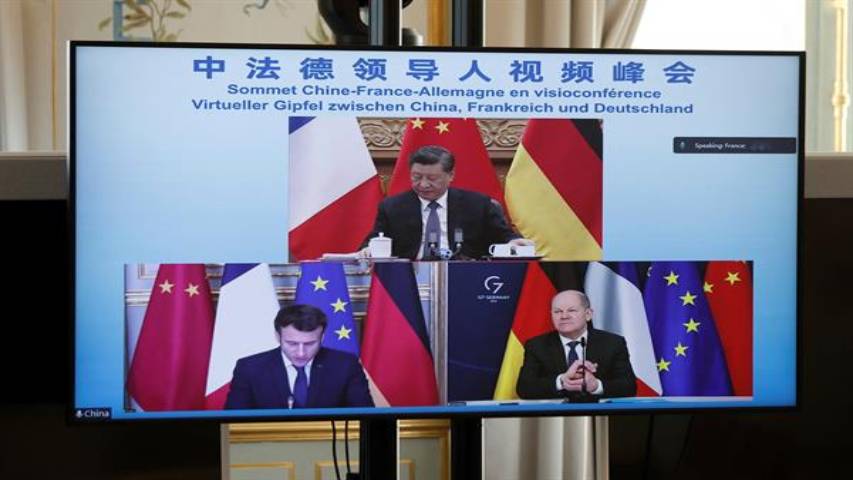 Guerra in Ucraina, la Cina chiede moderazione e apre a partecipare a una mediazione con Putin Guerra in Ucraina, la Cina chiede moderazione e apre a partecipare a una mediazione con Putin