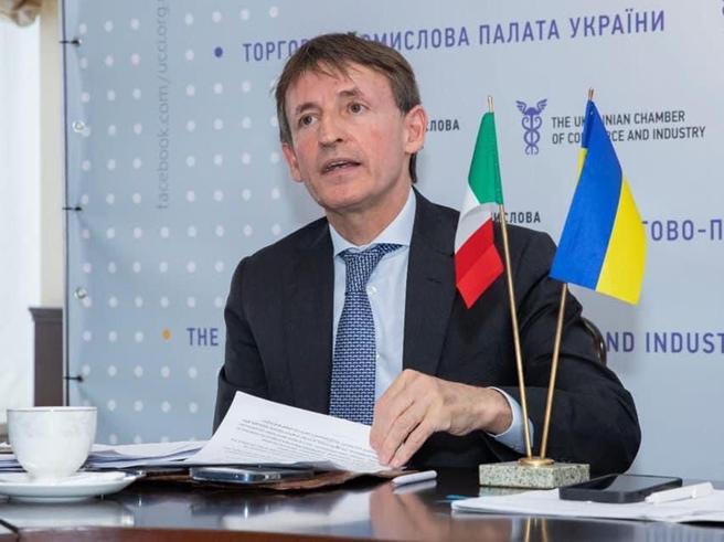 L'ambasciatore Zazo: "Auspicabile uno scambio di prigionieri  tra Russia e Ucraina"