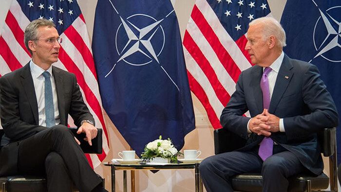 Biden: "Putin vuole dividere Europa e Nato, dobbiamo restare uniti" Biden: "Putin vuole dividere Europa e Nato, dobbiamo restare uniti"