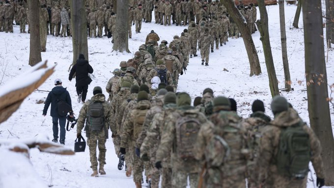 Ucraina, le forze russe hanno completamente lasciato l'area di Chernobyl