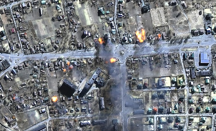 Mariupol come Guernica: la città ucraina non esiste più, distrutta dalle bombe russe