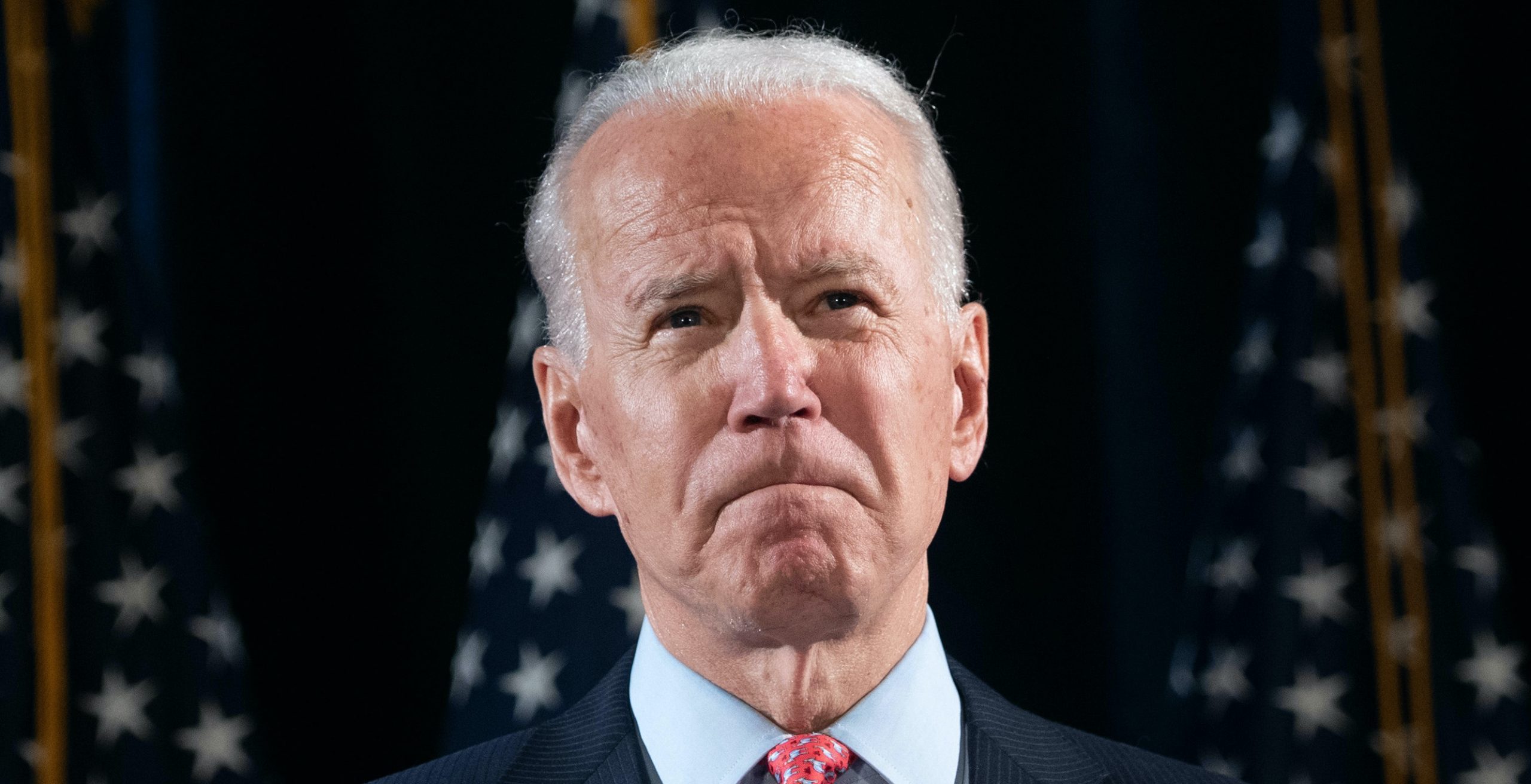 Covid-19, Biden è sicuro: "La pandemia è finita, nessuno indossa più la mascherina"