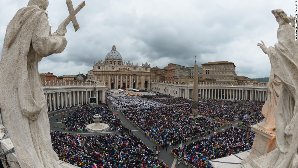 L'Osservatore Romano contro Putin: "Più che trattare lancia ultimatum"