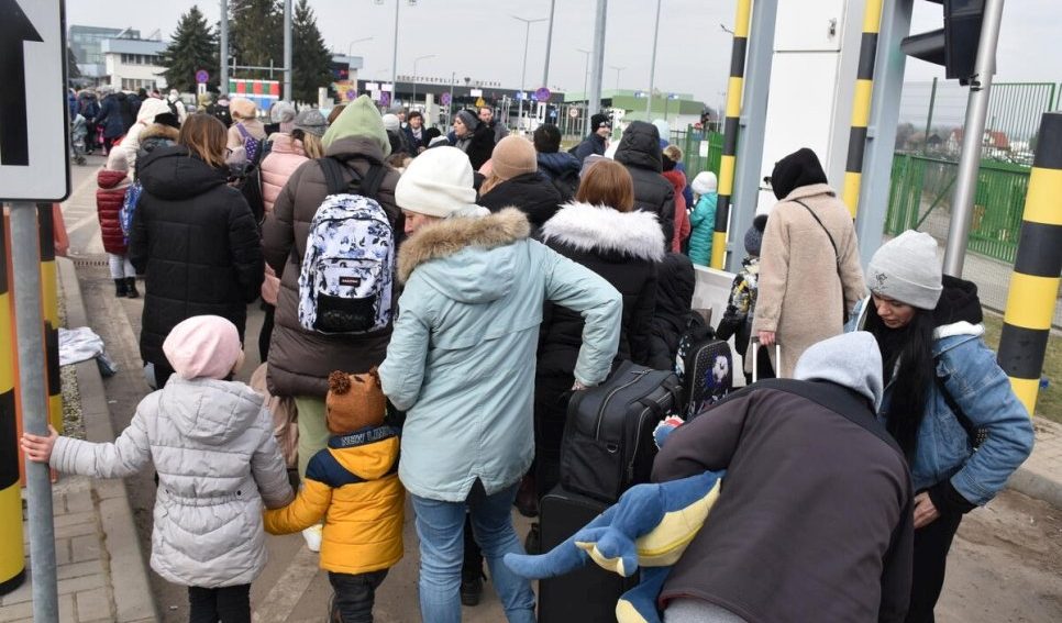 Ucraina, i rifugiati sono 874.026. L'Unhcr: "Il 51,9% è in Polonia" Ucraina, i rifugiati sono 874.026. L'Unhcr: "Il 51,9% è in Polonia"