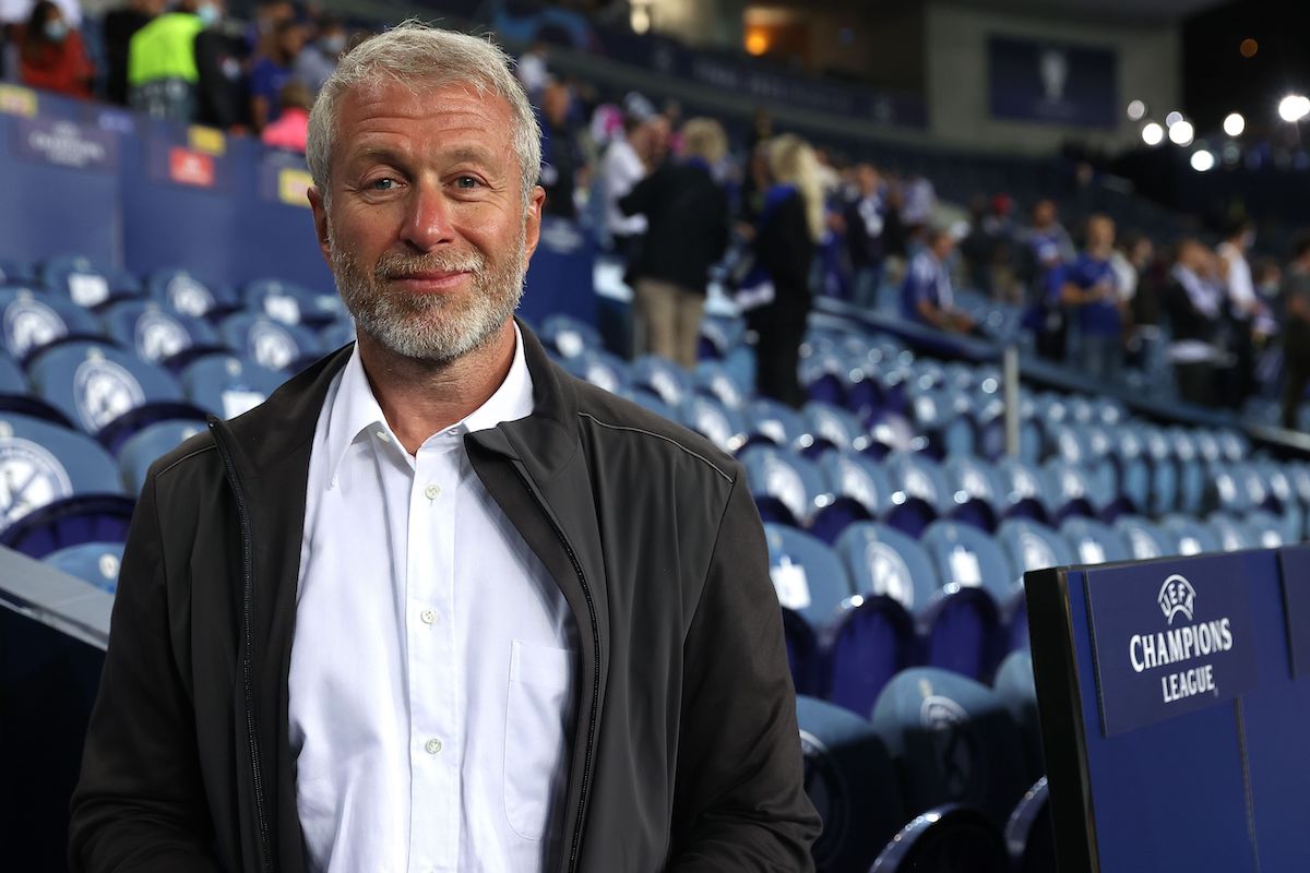 Abramovich finisce nella nuova blacklist della Ue: sanzioni contro il proprietario del Chelsea e altri oligarchi