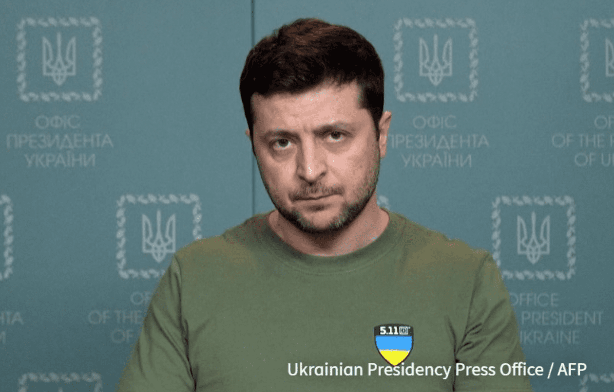 Il discorso di Zelensky: "L'Ucraina combatterà fino alla fine, il nostro popolo ha dato prove di eroismo" Il discorso di Zelensky: "L'Ucraina combatterà fino alla fine, il nostro popolo ha dato prove di eroismo"