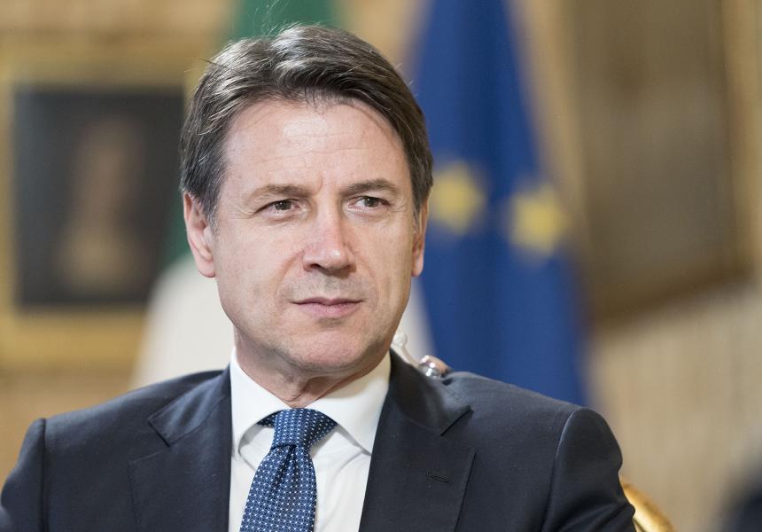 Conte duro: "Chi mi dà del filo-Putin gioca sporco"