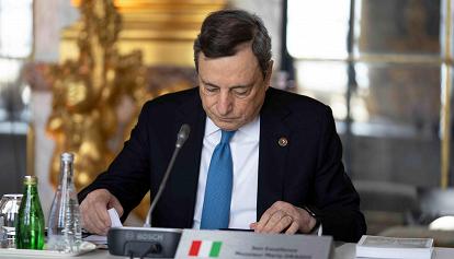 draghi-economia-di-guerra Ucraina, Draghi: "Non siamo un'economia di guerra, ma l'Ue deve essere preparata"
