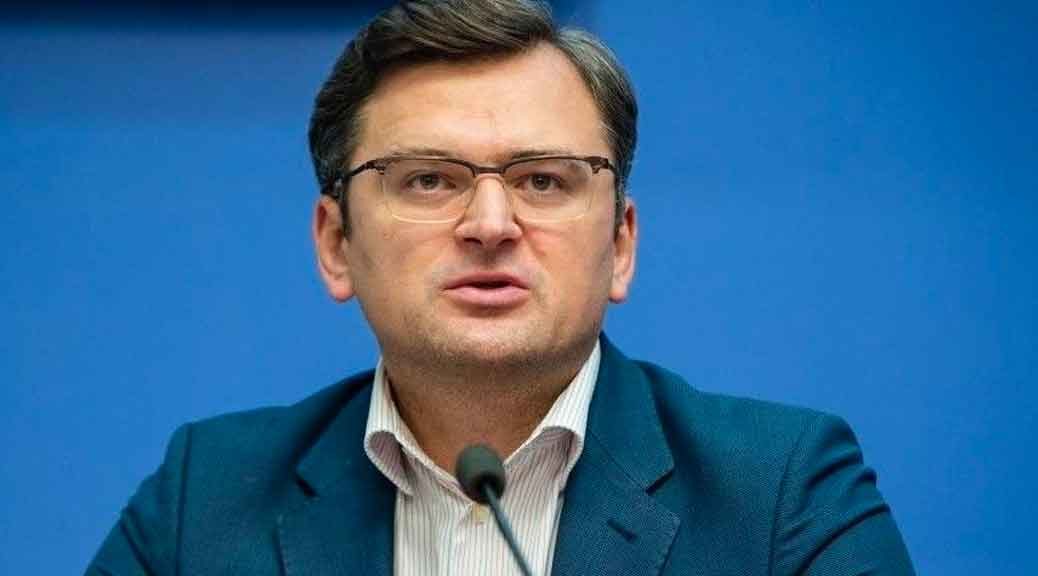 Ucraina, Kuleba: "La Germania ha sbagliato a vietare i nostri simboli nel corso dei suoi eventi"
