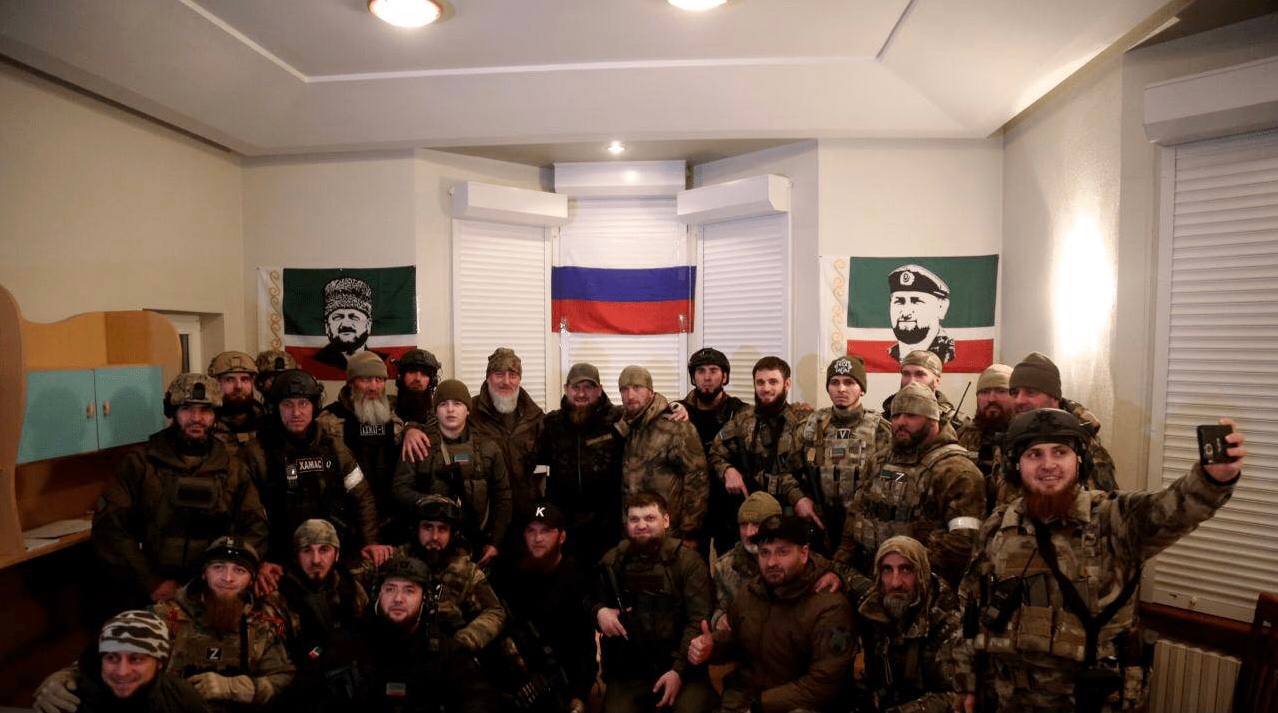 ramzan-kadyrov-leader-ceceno-mariupol Ucraina, i media russi: "Il leader ceceno Kadyrov a Mariupol per 'galvanizzare' le truppe"