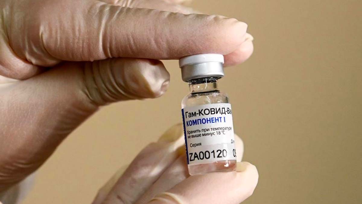 Covid, Lancet: "Il vaccino Sputnik protegge dal decesso come altri vaccini"