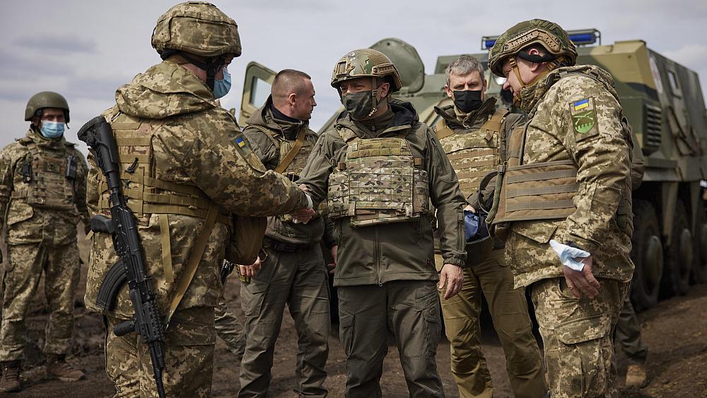 Gli 007: “Forze speciali britanniche e Usa presenti in Ucraina”