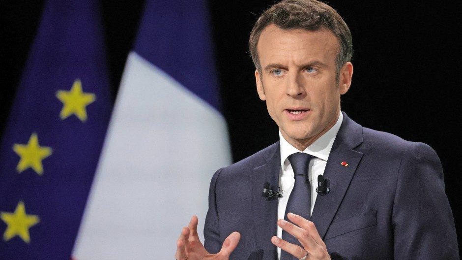 Ucraina, la Francia manda a Kiev 100 milioni in aiuti militari e 100 milioni in aiuti umanitari