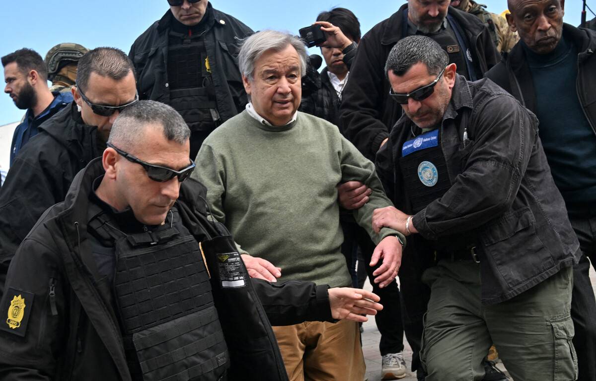 Putin bombarda Kiev per dare il 'benvenuto' al segretario dell'Onu Guterres Putin bombarda Kiev per dare il 'benvenuto' al segretario dell'Onu Guterres