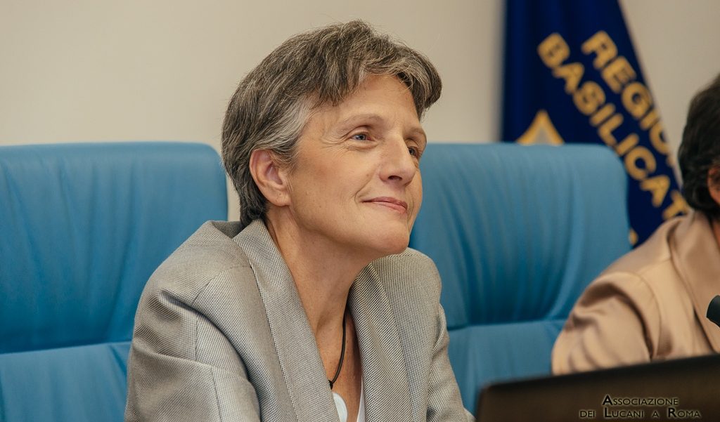 La giudice internazionale su Putin: "Possibile un mandato di arresto per il presidente russo" La giudice internazionale su Putin: "Possibile un mandato di arresto per il presidente russo"