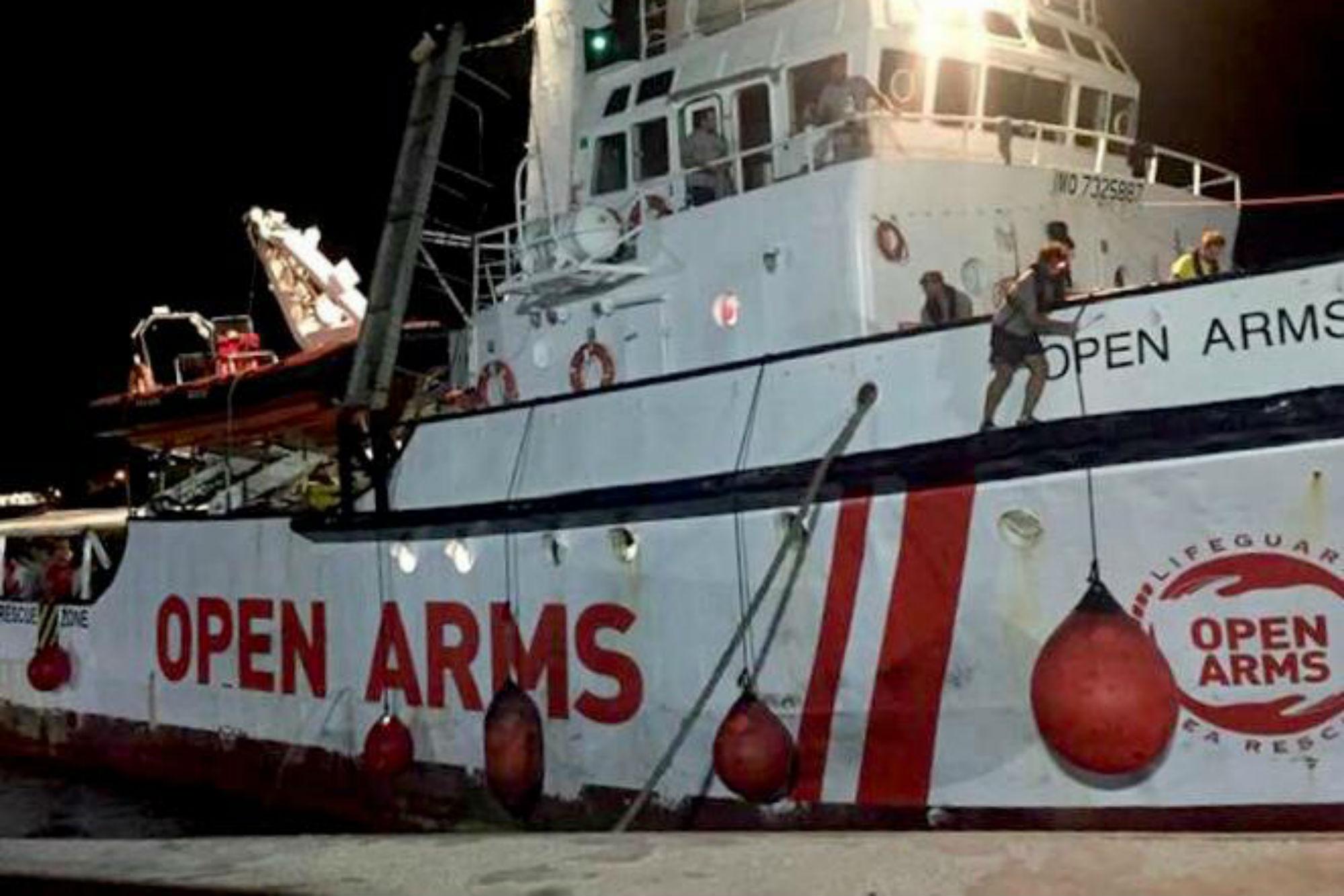 Migranti: Open Arms arriva domattina a Napoli con 73 naufraghi
