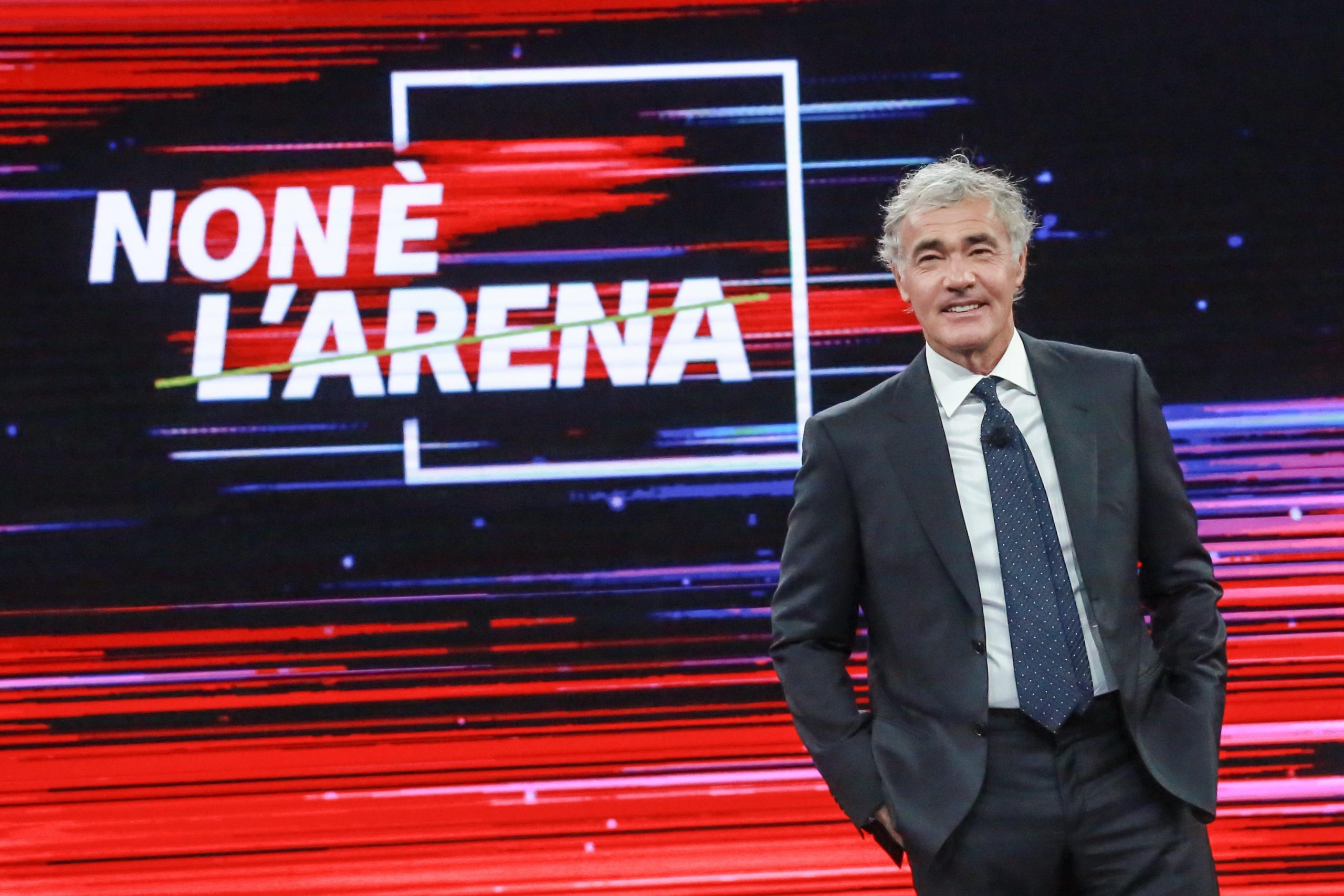 Non è l'Arena di Massimo Giletti: si parla di reddito di cittadinanza e di Soumahoro