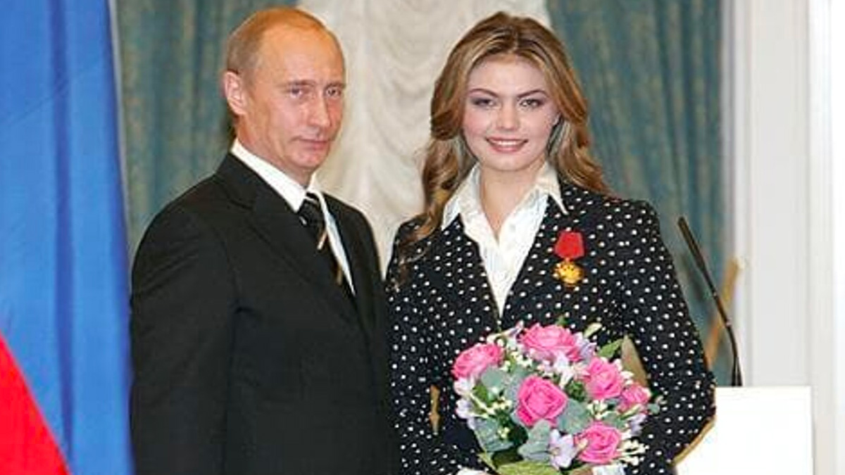 putin-kabaeva Alina Kabaeva, compagna di Putin, si rivede in pubblico. Chi è l'ex campionessa olimpica?