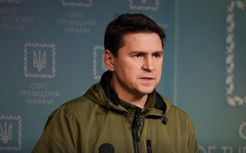 Ucraina, il negoziatore Podolyak: "Dobbiamo tornare al tavolo, la campagna non sta andando come Putin sperava"