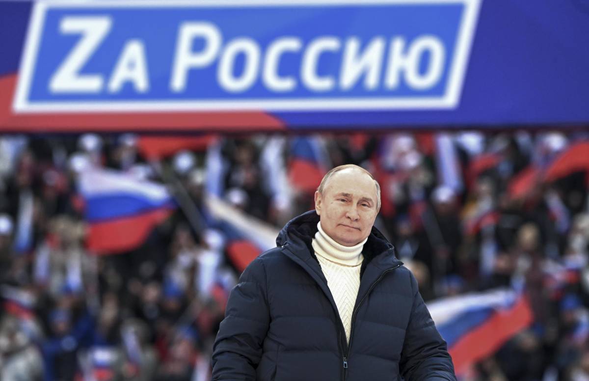 Putin e il "putinismo": Lenin si rivolta nella tomba mentre Hitler...