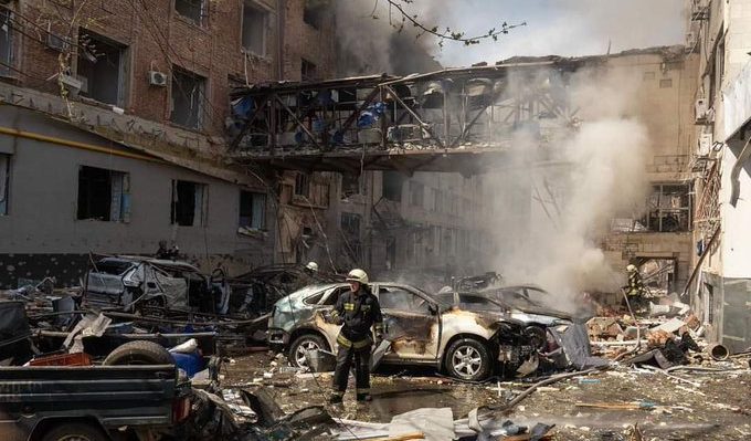 Dnipropetrovsk1 Ucraina, l'arcivescovo di Kiev: "Nella regione di Dnipropetrovsk i russi usano bombe al fosforo e a grappolo"