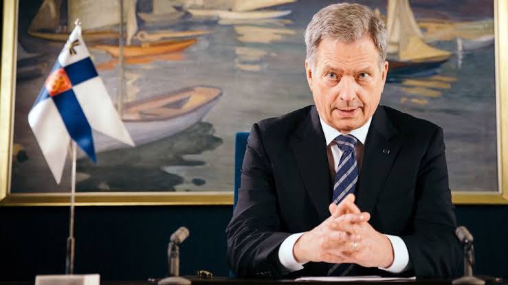  La Finlandia chiederà ufficialmente di entrare nella Nato: l'annuncio di Sauli Niinisto e Sanna Marin