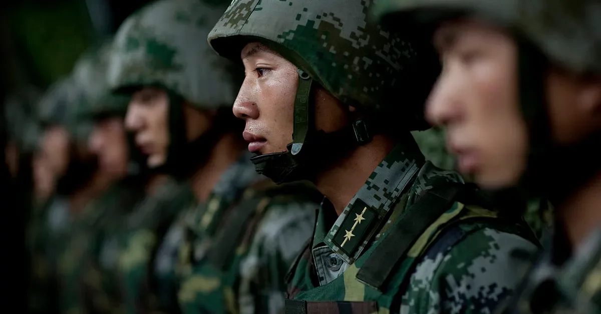 esercito cinese Cina, manovre militari nei pressi di Taiwan: "Rispondiamo alle recenti attività di collusione con gli Usa"