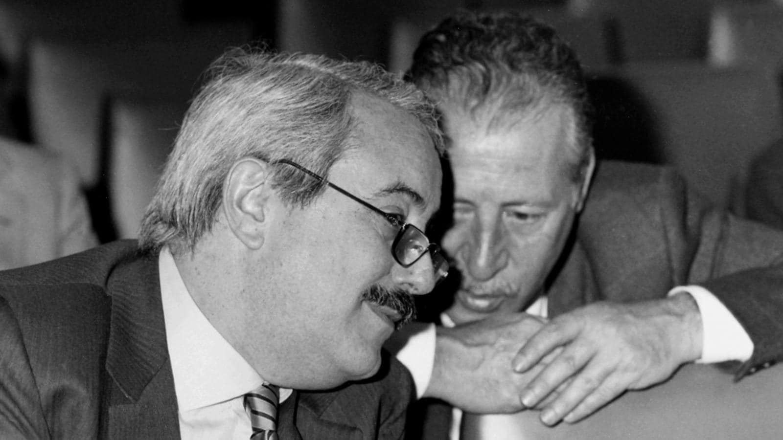 "Cenere, storia di un depistaggio": alle 21.15 su Rai 5 la serata per Giovanni Falcone e Paolo Borsellino