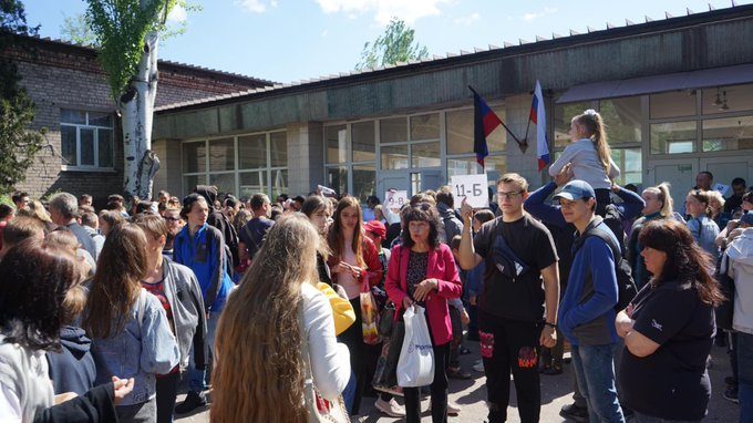 scuola3 Mariupol, da settembre nelle scuole programma russo
