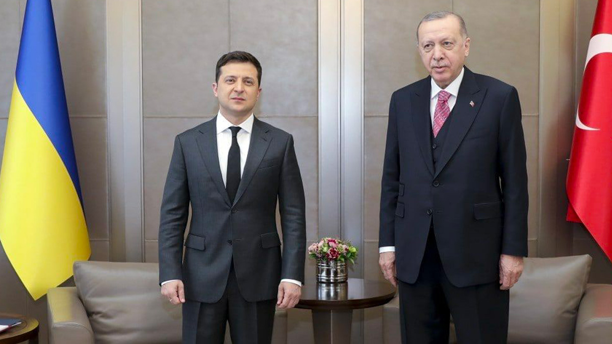 zelensky-erdogan Ucraina, Zelensky pronto a una telefonata a tre con Putin ed Erdogan