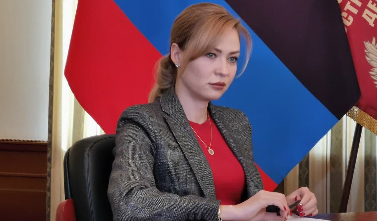La ministra filo-russa di Donetsk: "Inutile trattare con Kiev, gli ucraini sono sotto il controllo dell'Occidente" La ministra filo-russa di Donetsk: "Inutile trattare con Kiev, gli ucraini sono sotto il controllo dell'Occidente"