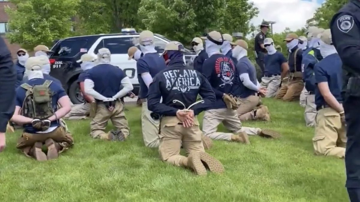 I neonazisti del Patriot Front arrestati mentre preparavano un assalto ad un eventi Lgbtq+
