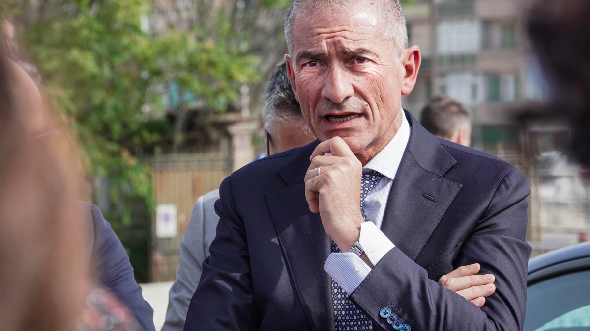 Covid, Costa annuncia: "Riduzione della quarantena per gli asintomatici, dobbiamo convivere col virus"