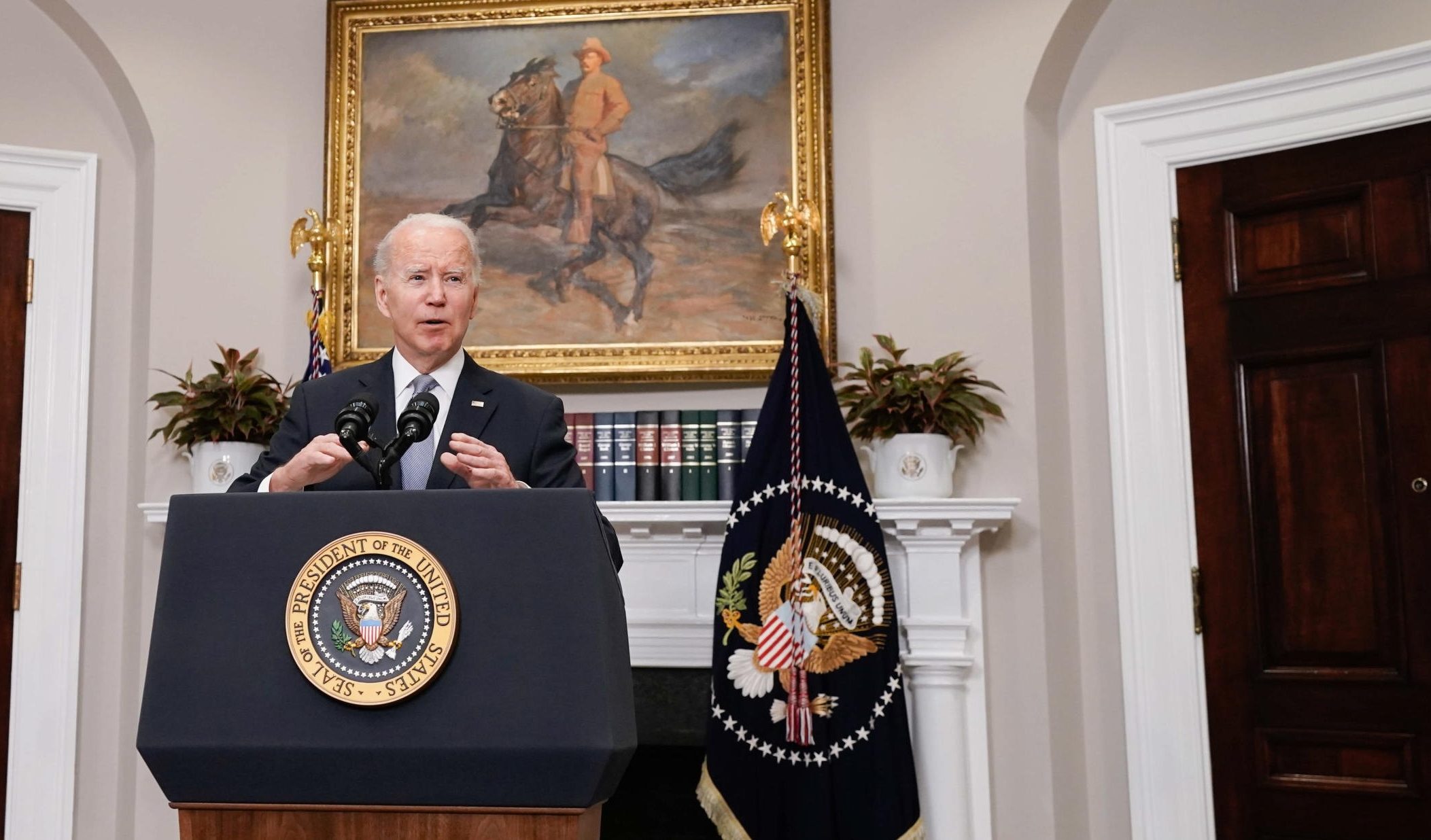 Aborto, Biden: "Continuate a manifestare, continuate a tenere il punto"