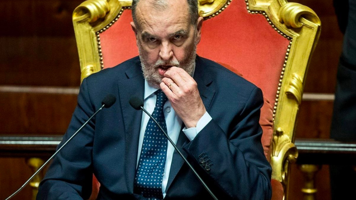 L'opposizione contro Calderoli e le sue frasi contro i napoletani: "Le sue frasi razziste non stupiscono più"