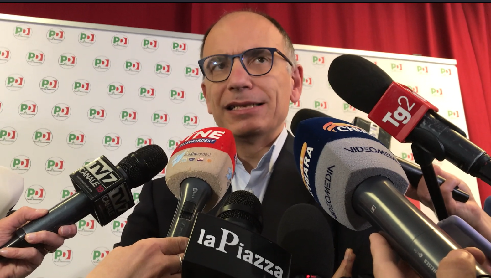 Le destre affondano il piano contro il cambiamento climatico, Letta: "Noi per l'ambiente loro per il nero fossile"