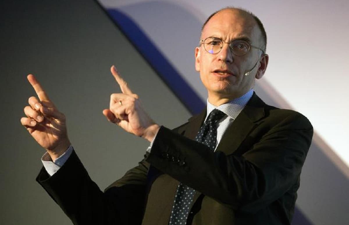 Letta tra palazzo Chigi e Parigi mentre in Emilia Romagna c'è chi si allena per la successione...