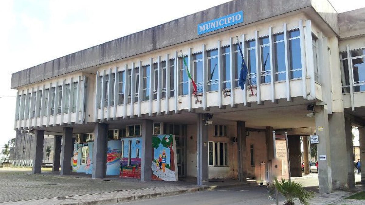 Nell'area di Napoli terzo comune sciolto per mafia: "È emergenza democratica" Nell'area di Napoli terzo comune sciolto per mafia: "È emergenza democratica"