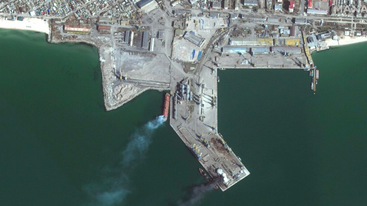 porto-berdyansk Ucraina, il porto di Berdyansk è di nuovo operativo: in settimana partono i primi carichi di grano
